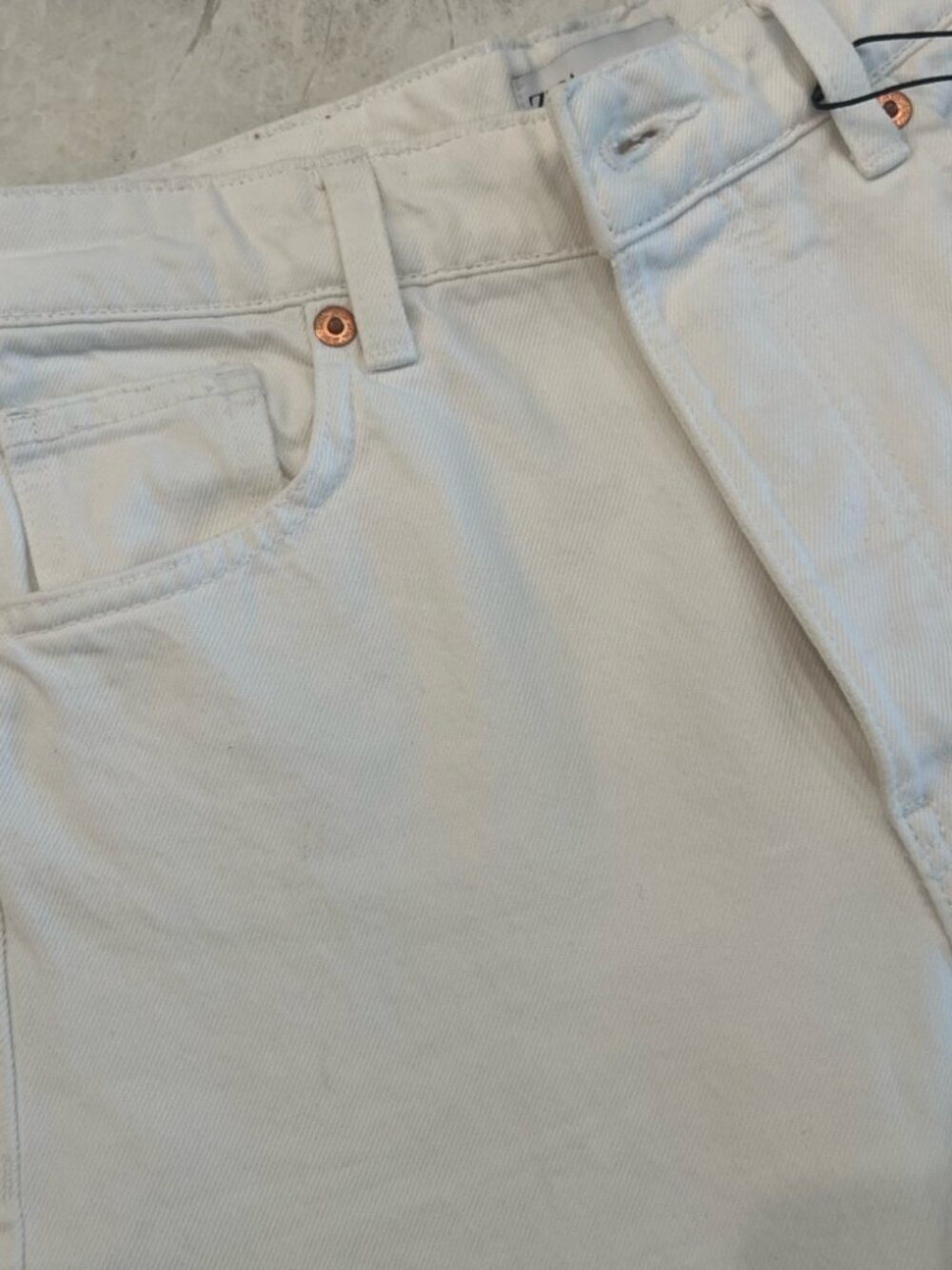 Zara White High Waist Flare Jeans Button Fly US 6 NWT